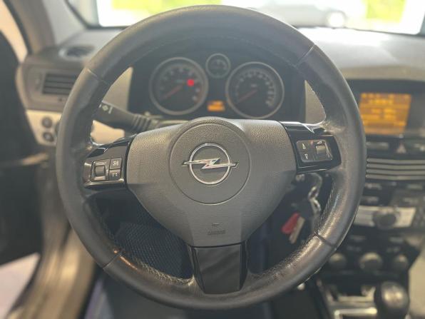 Opel Astra H с пробегом 2007 года, цена 399 000 рублей, 308945 км, универсал, Автокод Объявления
