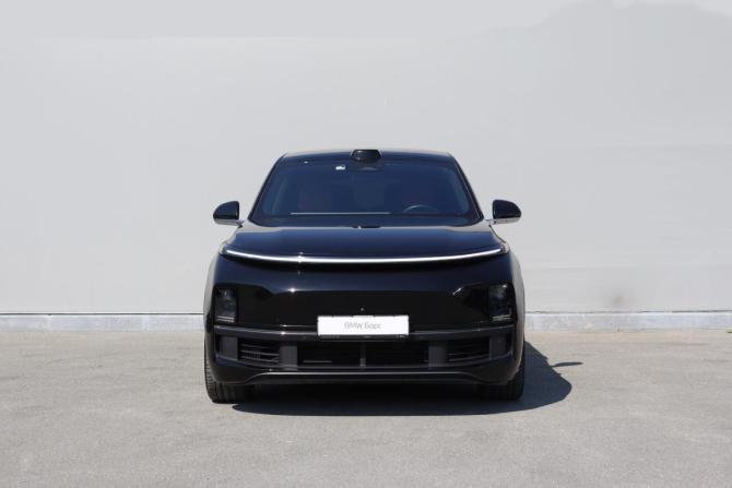 Li Auto (Lixiang) L9 I с пробегом 2023 года, цена 6 490 000 рублей, 29641 км, внедорожник, Автокод Объявления