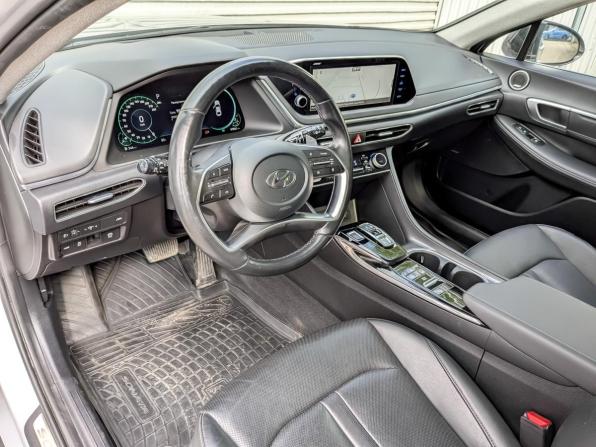 Hyundai Sonata VIII (DN8) с пробегом 2022 года, цена 2 940 000 рублей, 47846 км, седан, Автокод Объявления