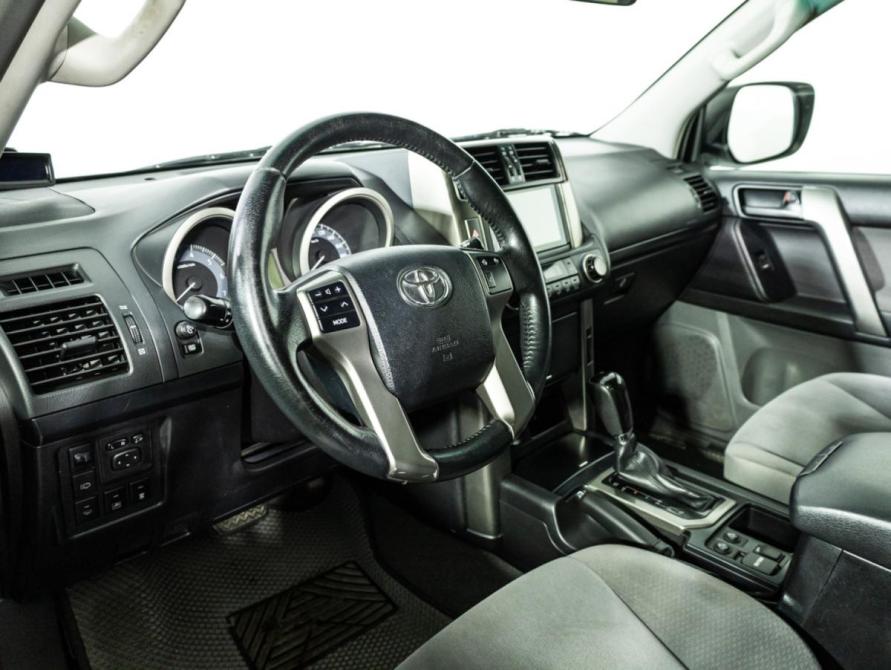 Toyota Land Cruiser Prado 150 Series Санкт-Петербург  - изображение 12