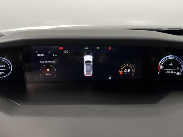 Changan UNI-V I с пробегом 2023 года, цена 2 299 900 рублей, 14797 км, лифтбек, Автокод Объявления
