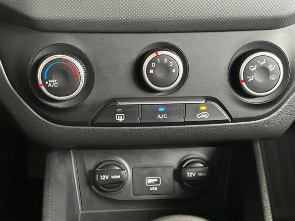 Hyundai Creta I Рестайлинг с пробегом 2020 года, цена 1 840 000 рублей, 64751 км, внедорожник, Автокод Объявления