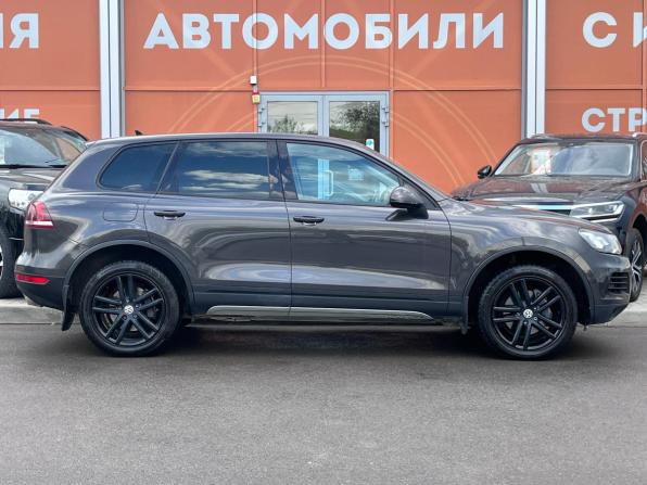 Volkswagen Touareg II с пробегом 2010 года, цена 1 900 000 рублей, 241319 км, внедорожник, Автокод Объявления