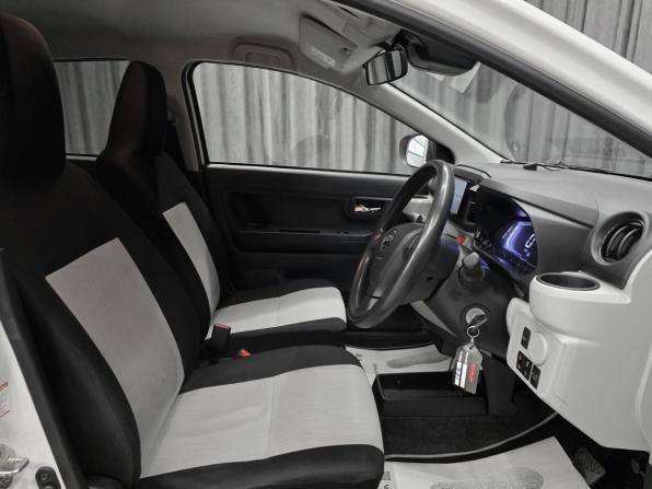 Daihatsu Mira e:S II с пробегом 2018 года, цена 599 000 рублей, 120000 км, хэтчбек, Автокод Объявления