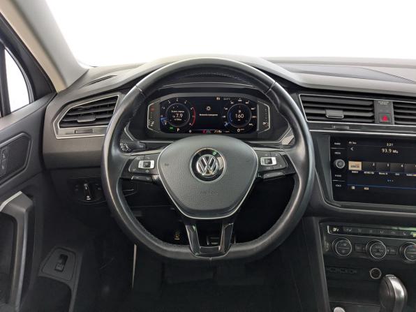 Volkswagen Tiguan II с пробегом 2019 года, цена 2 500 000 рублей, 39283 км, внедорожник, Автокод Объявления