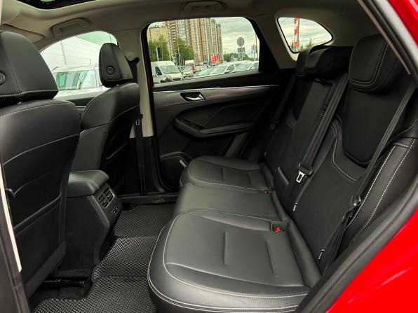 Haval Jolion I Рестайлинг с пробегом 2024 года, цена 1 787 400 рублей, 41120 км, внедорожник, Автокод Объявления