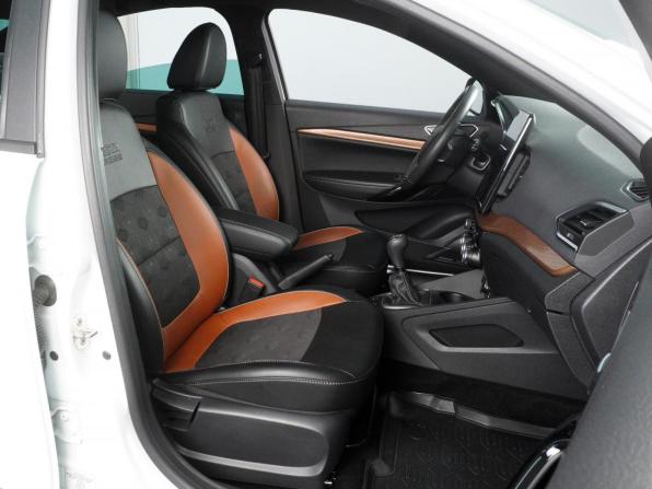 Lada (ВАЗ) Vesta I Рестайлинг (NG) с пробегом 2023 года, цена 1 499 000 рублей, 7499 км, седан, Автокод Объявления
