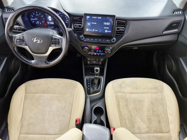 Hyundai Solaris II Рестайлинг с пробегом 2021 года, цена 1 259 000 рублей, 215264 км, седан, Автокод Объявления