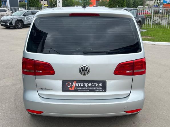 Volkswagen Touran I Рестайлинг 2 с пробегом 2011 года, цена 630 000 рублей, 417988 км, компактвэн, Автокод Объявления