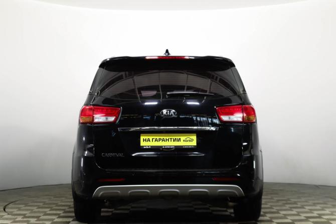 Kia Carnival III с пробегом 2017 года, цена 2 519 000 рублей, 140200 км, минивэн, Автокод Объявления