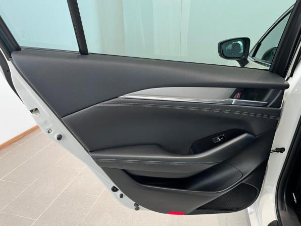 Mazda 6 III (GJ) Рестайлинг 2 с пробегом 2019 года, цена 2 350 000 рублей, 123485 км, седан, Автокод Объявления