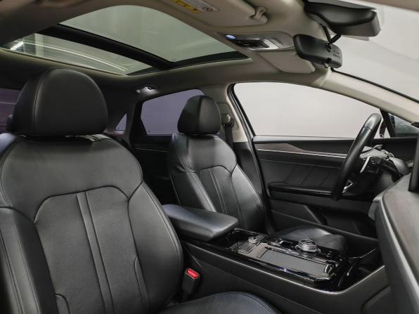 Kia K5 III с пробегом 2022 года, цена 3 243 000 рублей, 48864 км, седан, Автокод Объявления