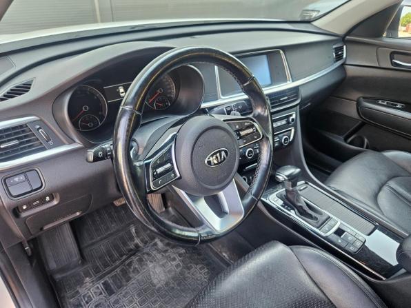 Kia Optima IV Рестайлинг с пробегом 2019 года, цена 2 040 000 рублей, 140000 км, седан, Автокод Объявления