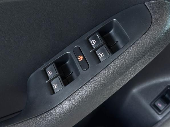 Volkswagen Jetta VI Рестайлинг с пробегом 2014 года, цена 940 000 рублей, 145000 км, седан, Автокод Объявления