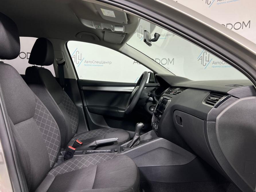 Skoda Octavia III (A7) Рестайлинг Москва  - изображение 10