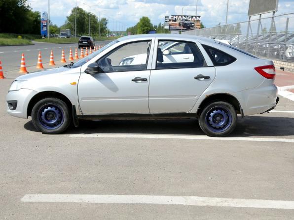 Lada (ВАЗ) Granta I с пробегом 2015 года, цена 317 000 рублей, 173000 км, лифтбек, Автокод Объявления