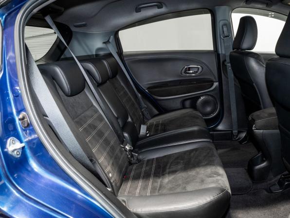 Honda Vezel I с пробегом 2017 года, цена 1 855 000 рублей, 102810 км, внедорожник, Автокод Объявления