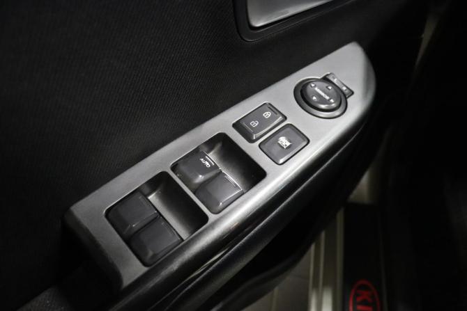 Kia Rio III с пробегом 2012 года, цена 683 000 рублей, 149513 км, хэтчбек, Автокод Объявления