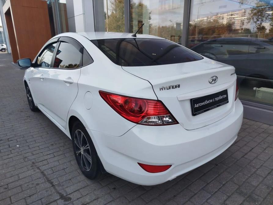 Hyundai Solaris I Москва  - изображение 6