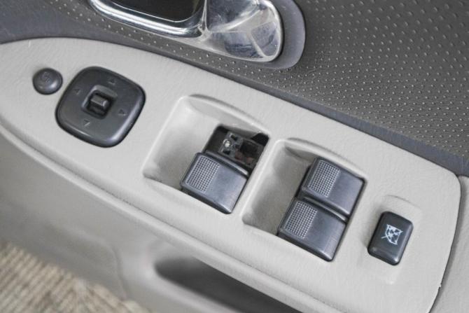 Mazda Familia VIII (BJ) с пробегом 2002 года, цена 299 000 рублей, 325000 км, седан, Автокод Объявления