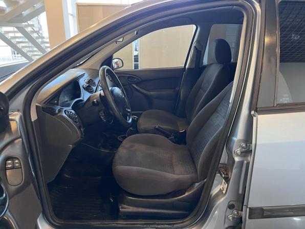 Ford Focus I Рестайлинг с пробегом 2004 года, цена 177 000 рублей, 312063 км, хэтчбек, Автокод Объявления