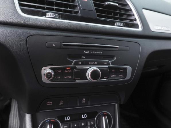 Audi Q3 I (8U) Рестайлинг с пробегом 2016 года, цена 2 389 000 рублей, 123818 км, внедорожник, Автокод Объявления