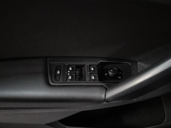Volkswagen Tiguan II Рестайлинг с пробегом 2021 года, цена 3 120 000 рублей, 72901 км, внедорожник, Автокод Объявления