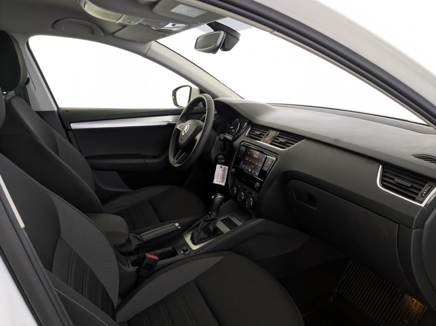 Skoda Octavia III (A7) Рестайлинг Москва  - изображение 11