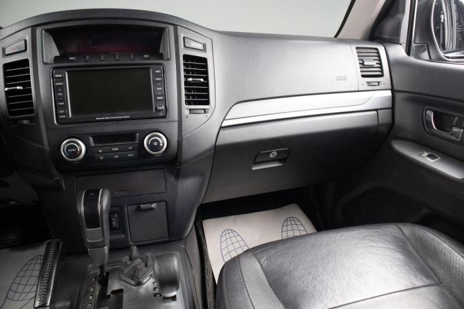 Mitsubishi Pajero IV с пробегом 2010 года, цена 1 819 000 рублей, 180000 км, внедорожник, Автокод Объявления