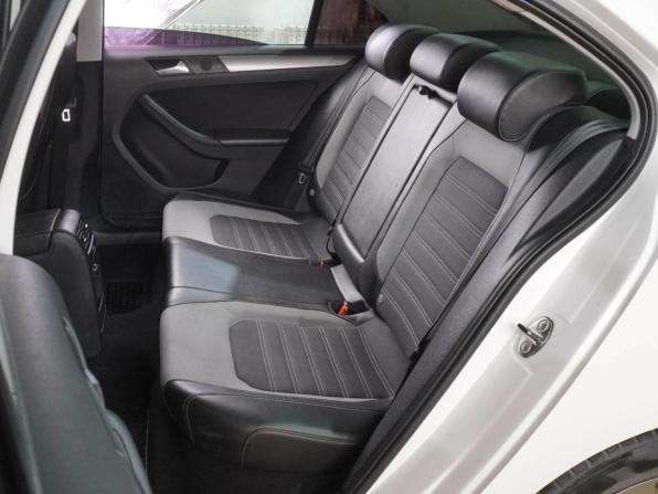 Volkswagen Jetta VI с пробегом 2012 года, цена 1 099 000 рублей, 140912 км, седан, Автокод Объявления