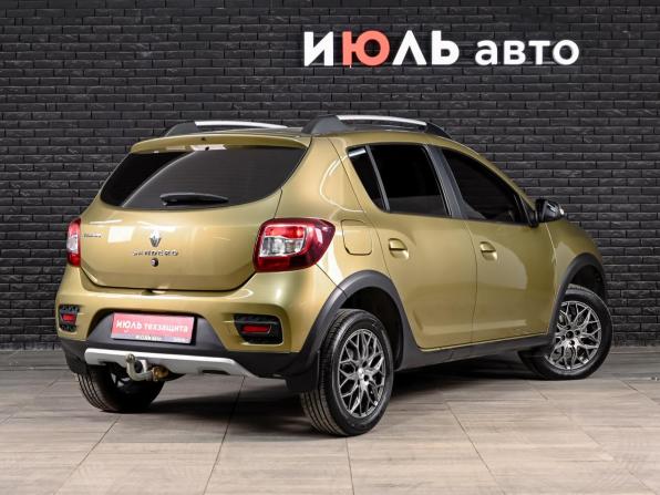 Renault Sandero II с пробегом 2016 года, цена 1 020 000 рублей, 129611 км, хэтчбек, Автокод Объявления
