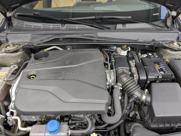 Changan UNI-V I с пробегом 2023 года, цена 2 150 000 рублей, 48403 км, лифтбек, Автокод Объявления