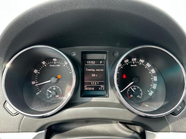 Skoda Yeti I с пробегом 2013 года, цена 990 000 рублей, 201816 км, внедорожник, Автокод Объявления