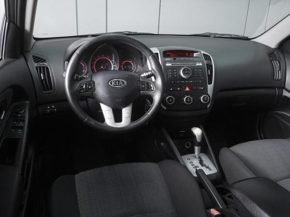 Kia Ceed I Рестайлинг с пробегом 2010 года, цена 815 000 рублей, 262413 км, хэтчбек, Автокод Объявления