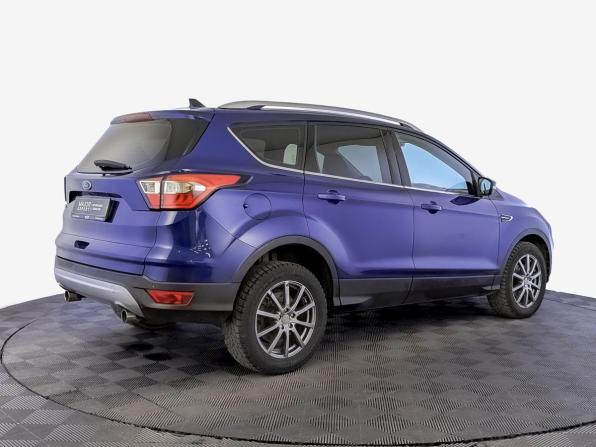 Ford Kuga II Рестайлинг с пробегом 2018 года, цена 1 410 000 рублей, 180670 км, внедорожник, Автокод Объявления