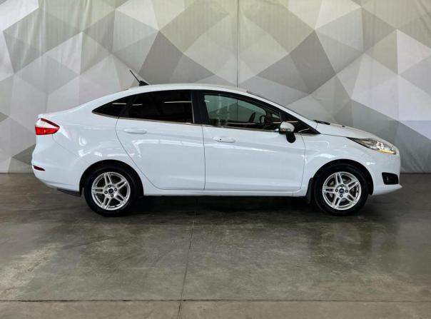 Ford Fiesta Mk6 Рестайлинг с пробегом 2017 года, цена 1 290 000 рублей, 61221 км, седан, Автокод Объявления