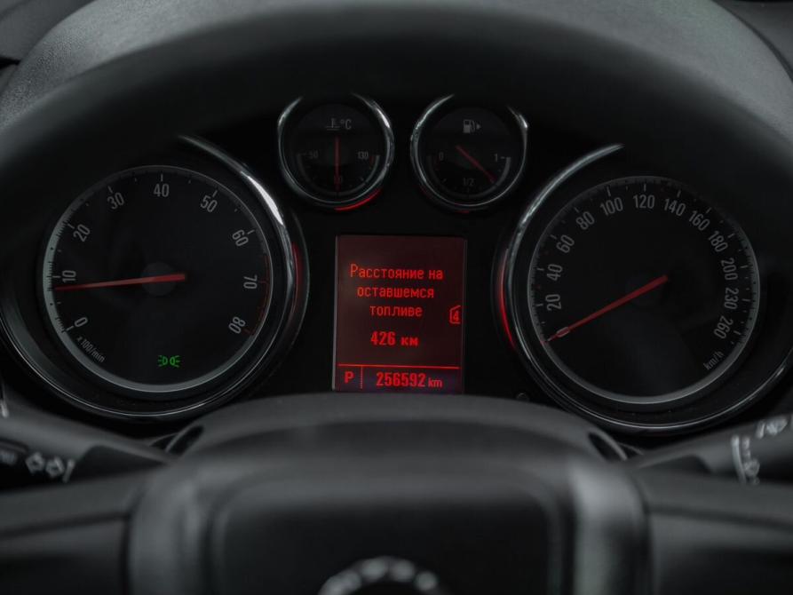 Opel Astra J Тюмень  - изображение 9