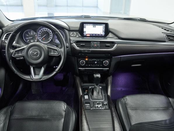 Mazda 6 III (GJ) Рестайлинг с пробегом 2017 года, цена 1 712 000 рублей, 201308 км, седан, Автокод Объявления