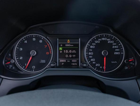 Audi Q5 I (8R) Рестайлинг с пробегом 2013 года, цена 1 929 009 рублей, 209656 км, внедорожник, Автокод Объявления