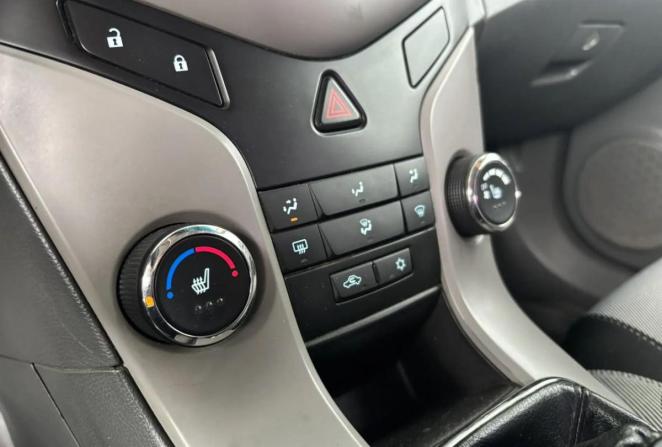 Chevrolet Cruze I с пробегом 2010 года, цена 593 000 рублей, 190288 км, седан, Автокод Объявления