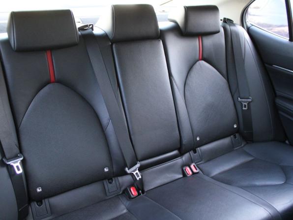 Toyota Camry VIII (XV70) Рестайлинг с пробегом 2021 года, цена 2 699 000 рублей, 100639 км, седан, Автокод Объявления