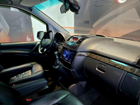 Mercedes-Benz Viano I (W639) Рестайлинг с пробегом 2013 года, цена 2 250 000 рублей, 150000 км, минивэн, Автокод Объявления