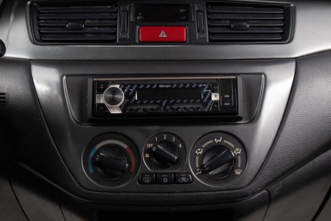 Mitsubishi Lancer IX Рестайлинг с пробегом 2005 года, цена 329 000 рублей, 296407 км, седан, Автокод Объявления