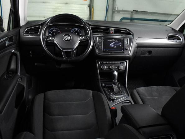 Volkswagen Tiguan II с пробегом 2017 года, цена 2 274 000 рублей, 151853 км, внедорожник, Автокод Объявления