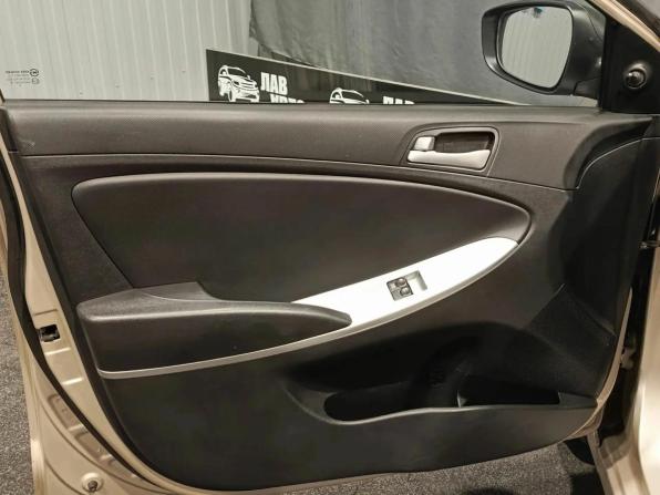 Hyundai Solaris I с пробегом 2012 года, цена 669 000 рублей, 130000 км, седан, Автокод Объявления