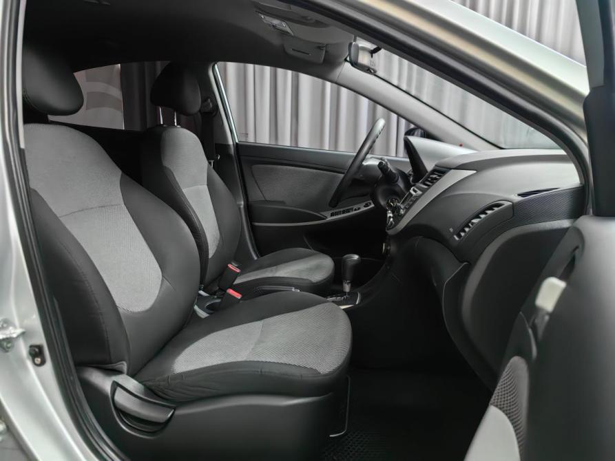 Hyundai Solaris I Москва  - изображение 8