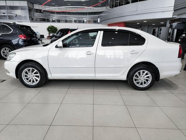 Skoda Octavia II (A5) Рестайлинг с пробегом 2013 года, цена 650 000 рублей, 340955 км, лифтбек, Автокод Объявления