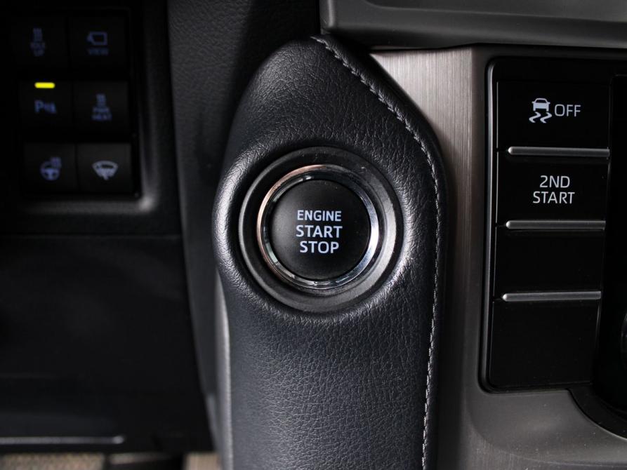 Toyota Land Cruiser Prado 150 Series Рестайлинг 3 Минеральные Воды  - изображение 19