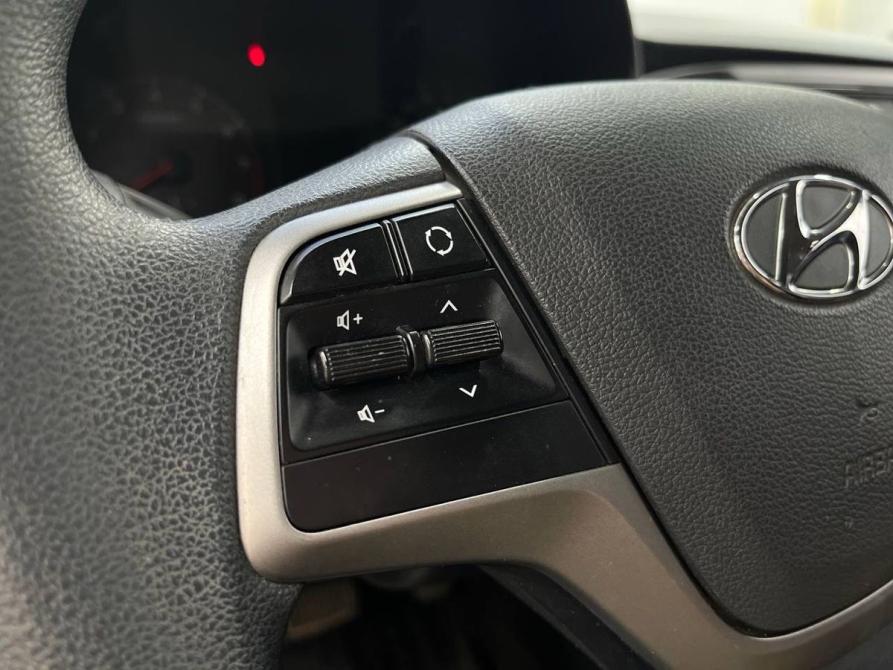 Hyundai Solaris II Ростов-на-Дону  - изображение 10
