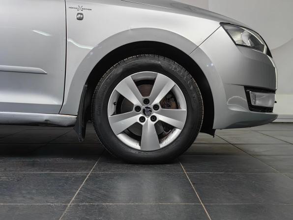 Skoda Rapid I с пробегом 2017 года, цена 1 122 000 рублей, 156456 км, лифтбек, Автокод Объявления